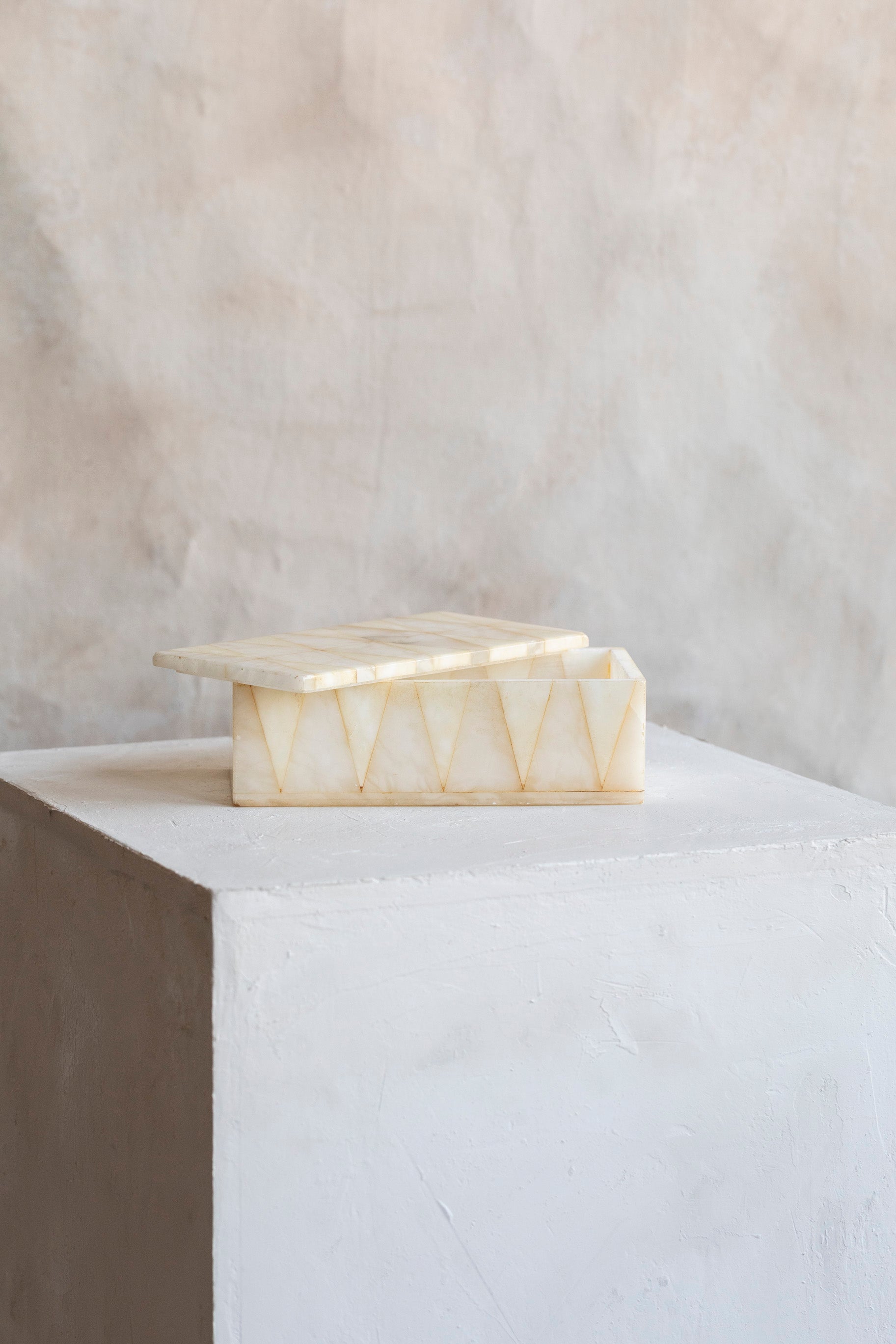 Vintage Lidded Onyx Box