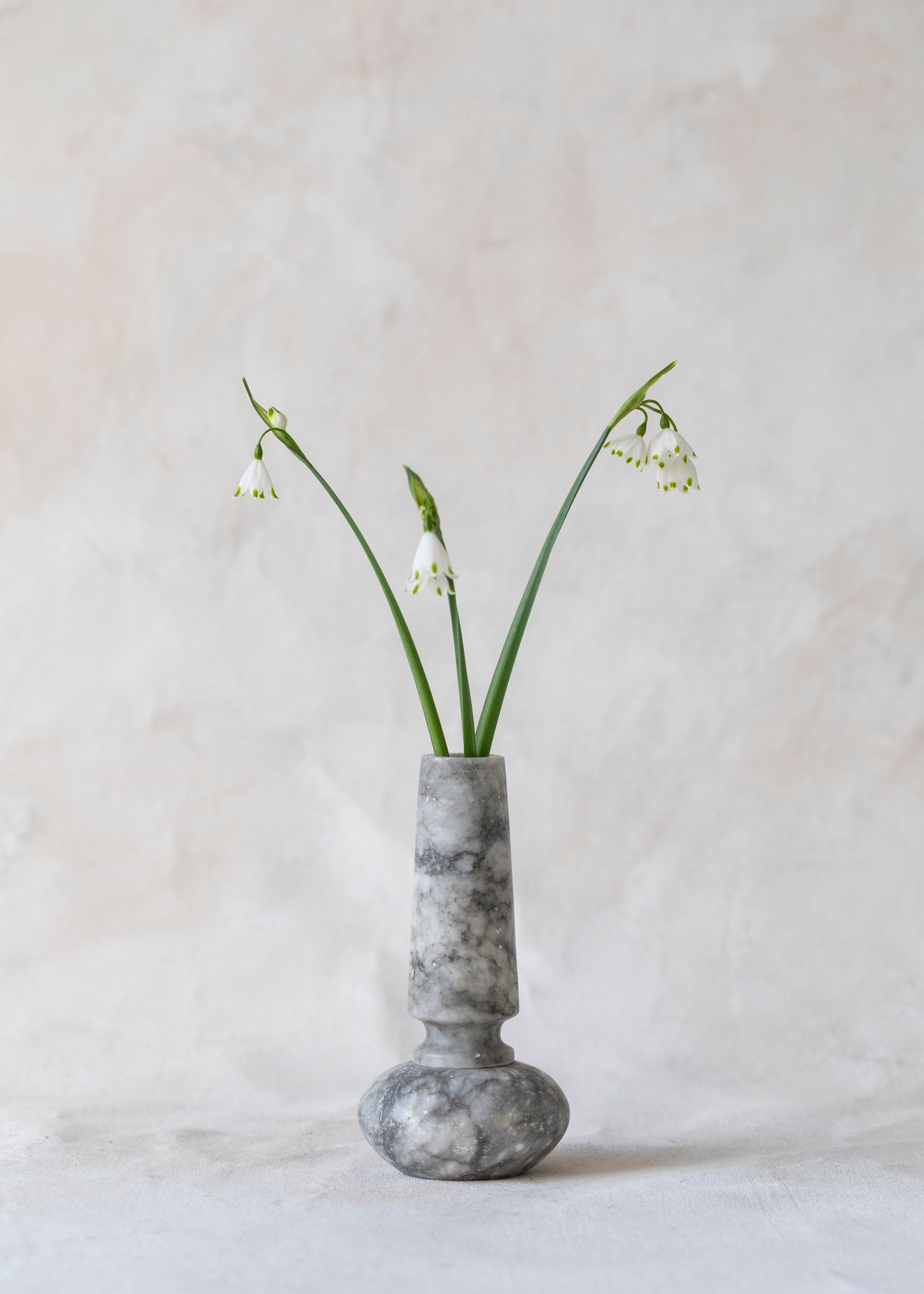 vintage_onyx_vessel_60e2a5c0-c094-4fba-92b2-ea8defea0de4.jpg