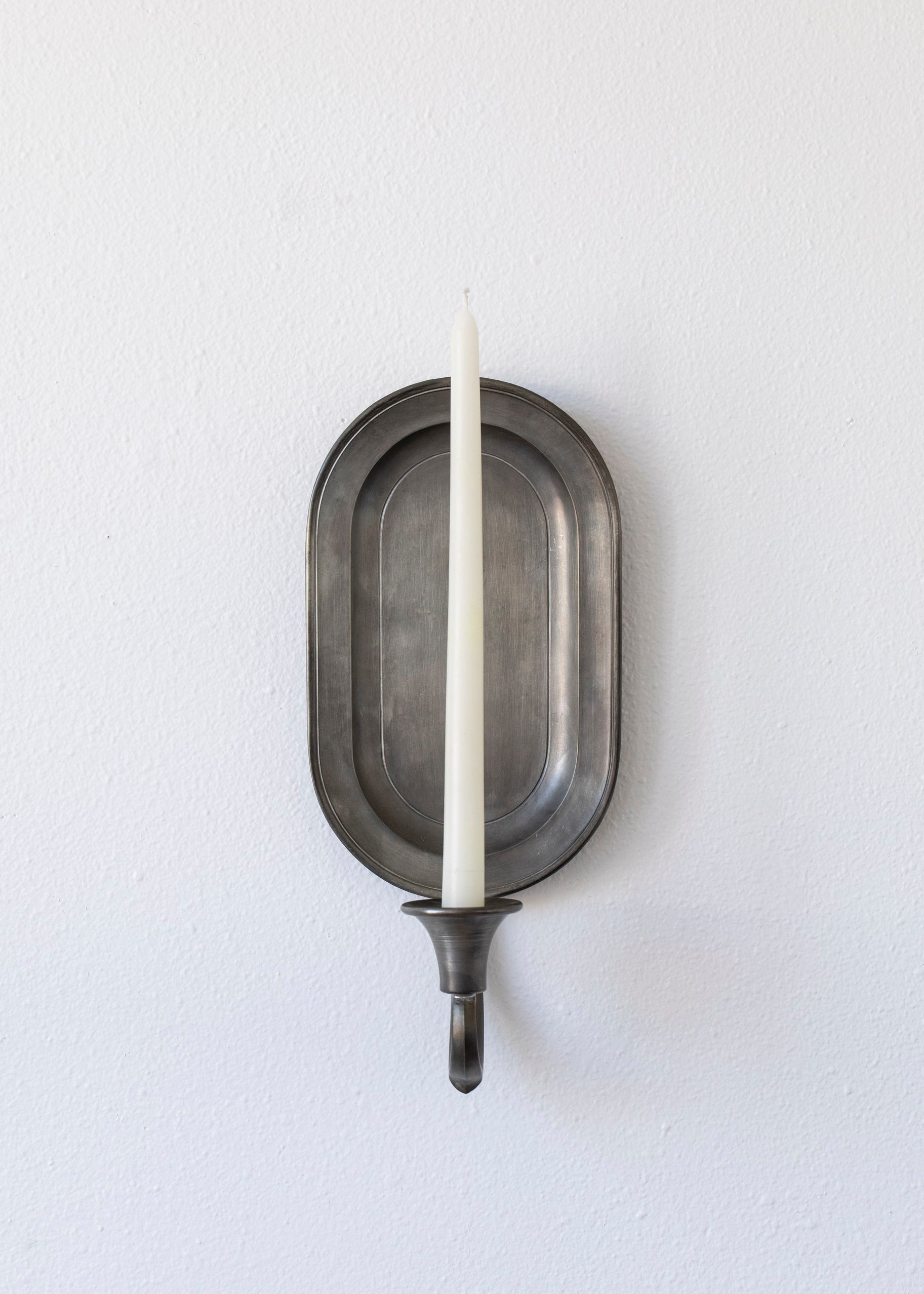 vintage_pewter_oval_sconce-3.jpg