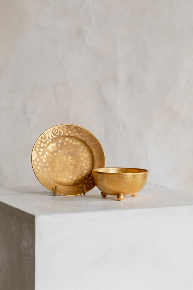 vintage_porcelain_gold_bowl_plate_set-2.jpg
