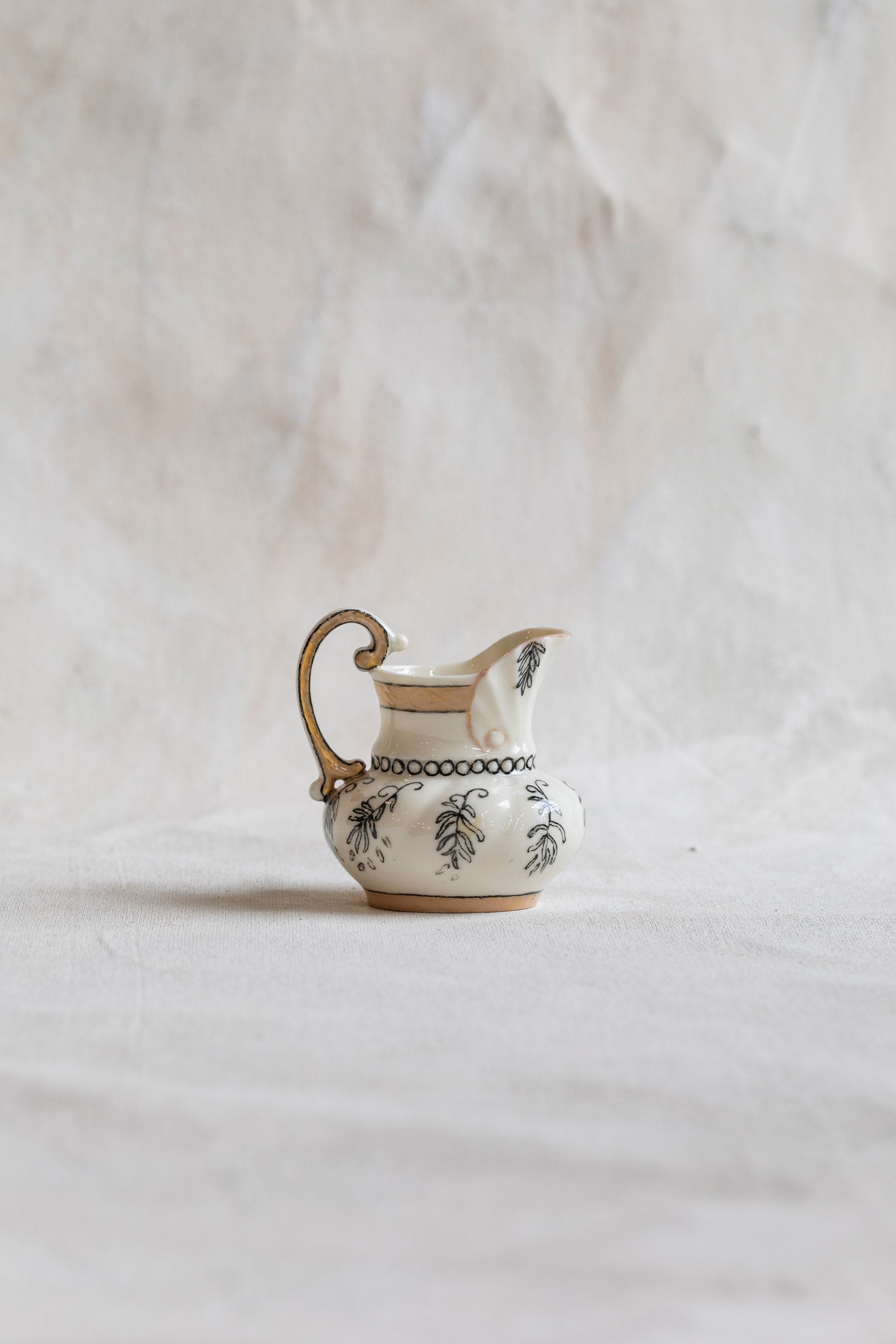 vintage_porcelain_handpainted_cream_server.jpg