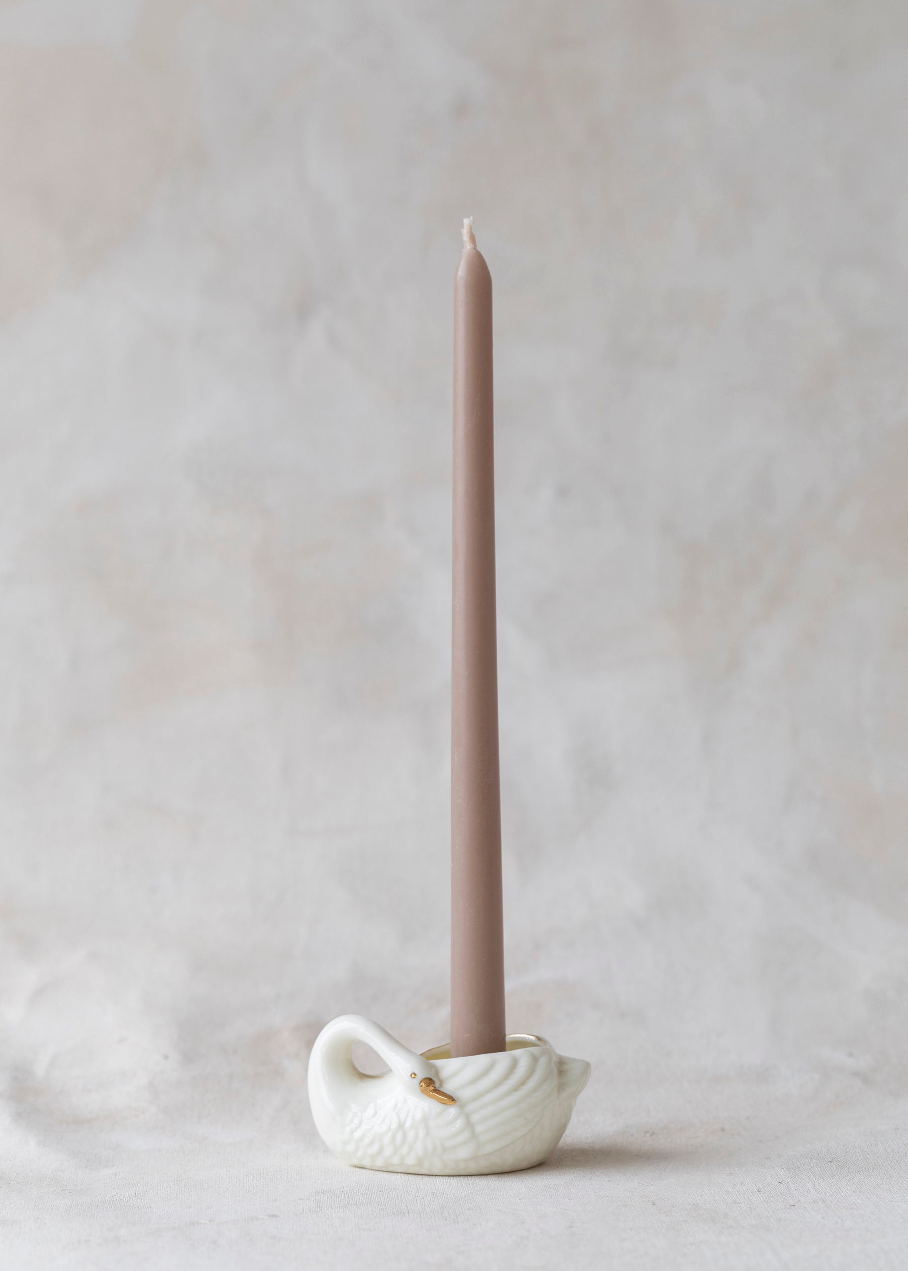 vintage_porcelain_swan_candleholder-2.jpg