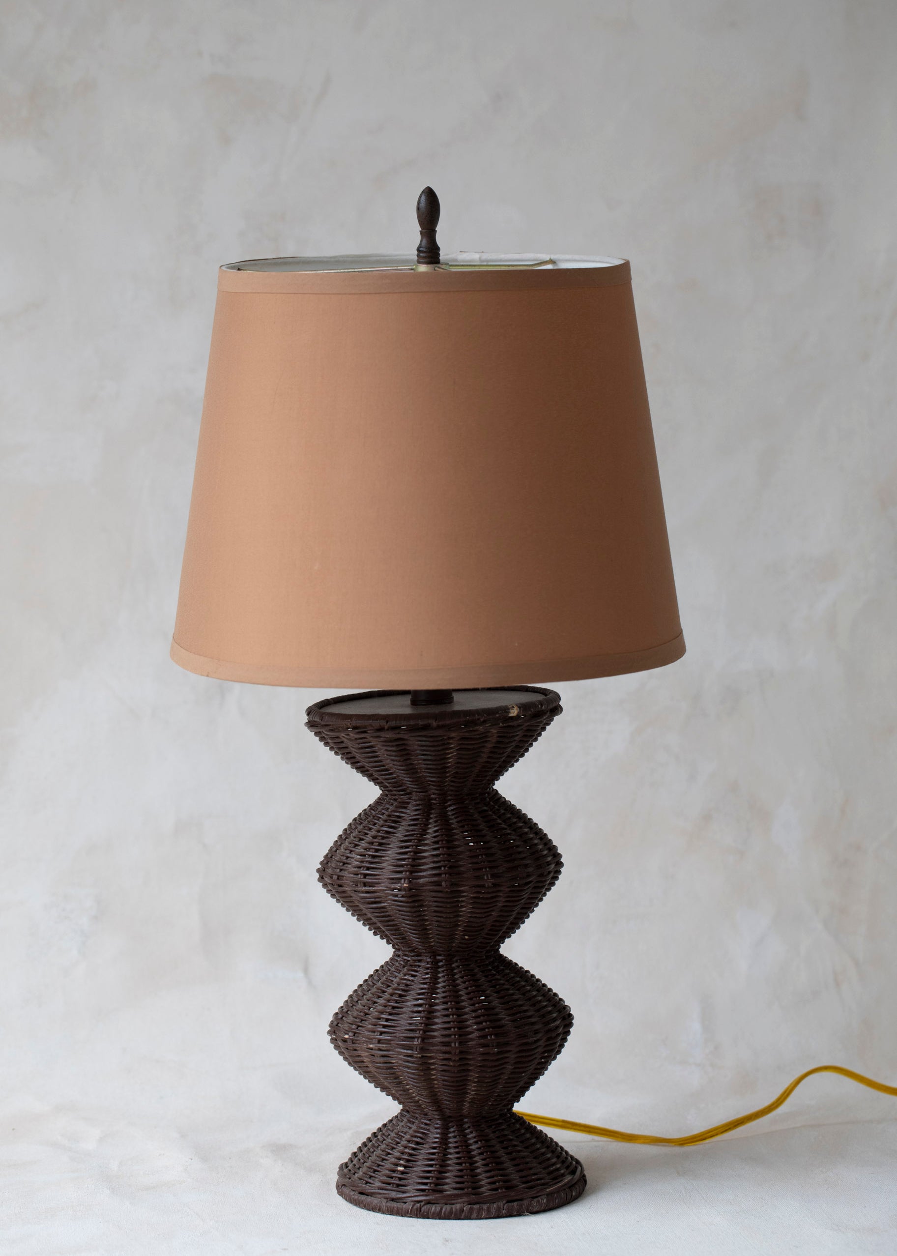 vintage_rattan_geometric_table_lamp-2.jpg