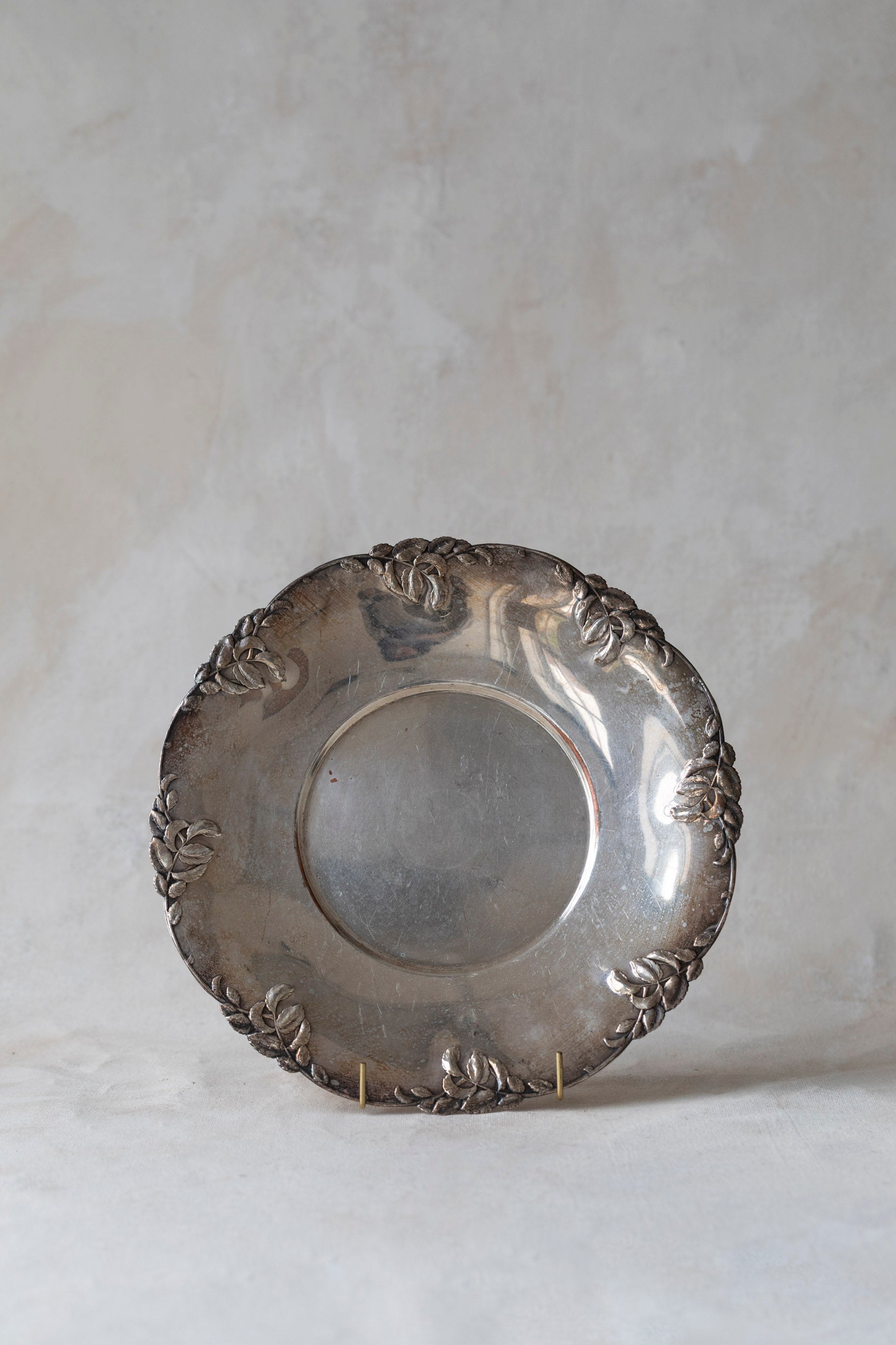 Vintage Wallace Silverplate Round Dish