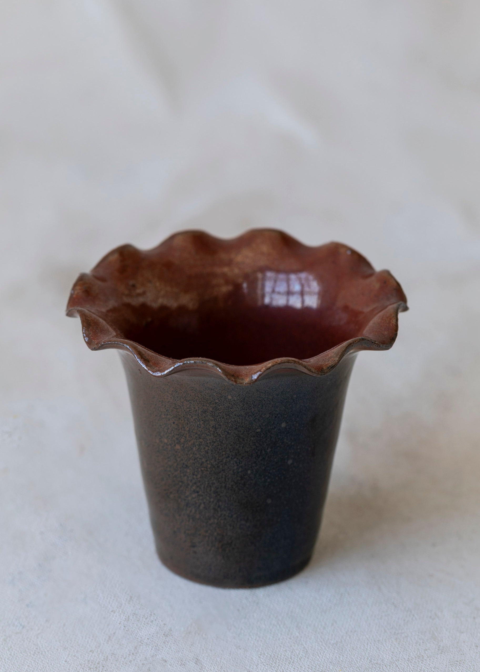 vintage_ruffle_vessel-2.jpg