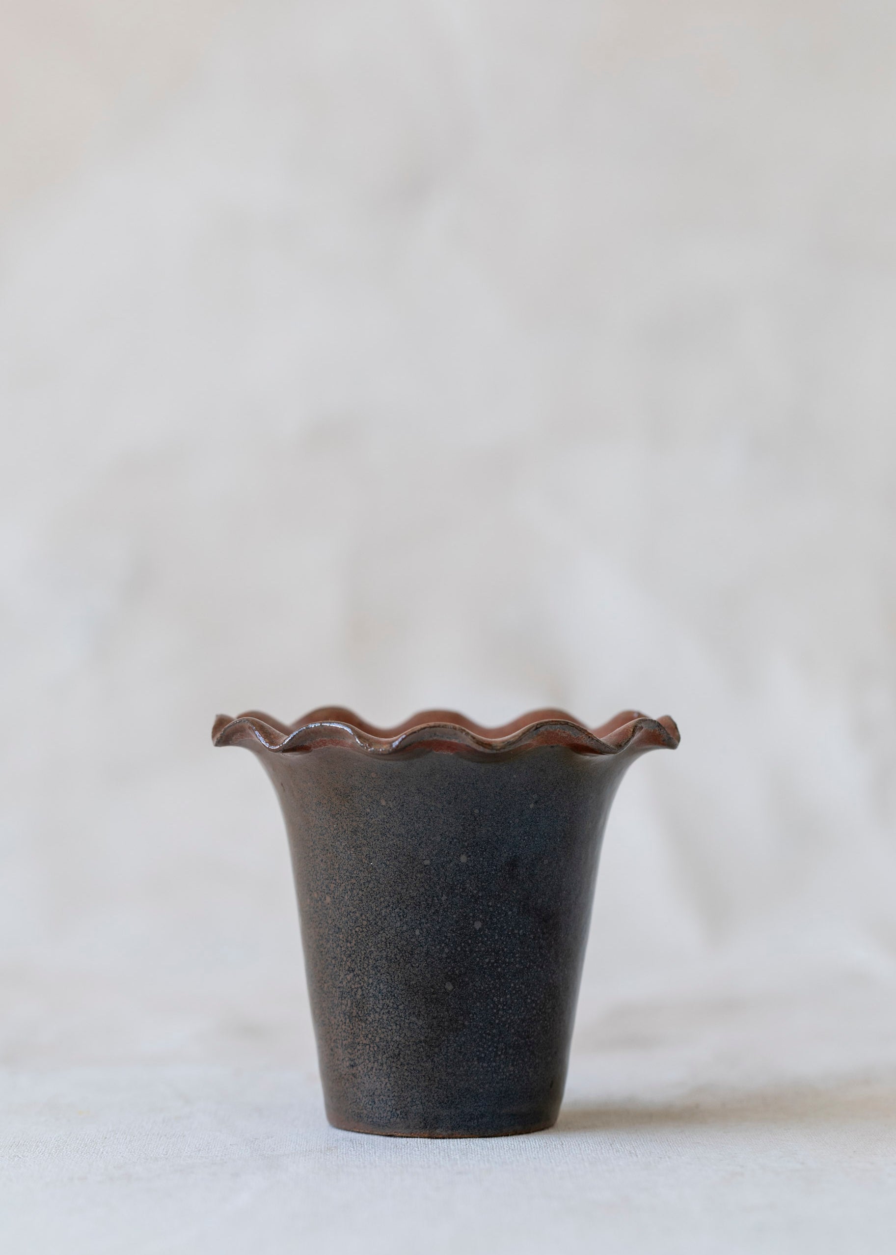 vintage_ruffle_vessel-3.jpg