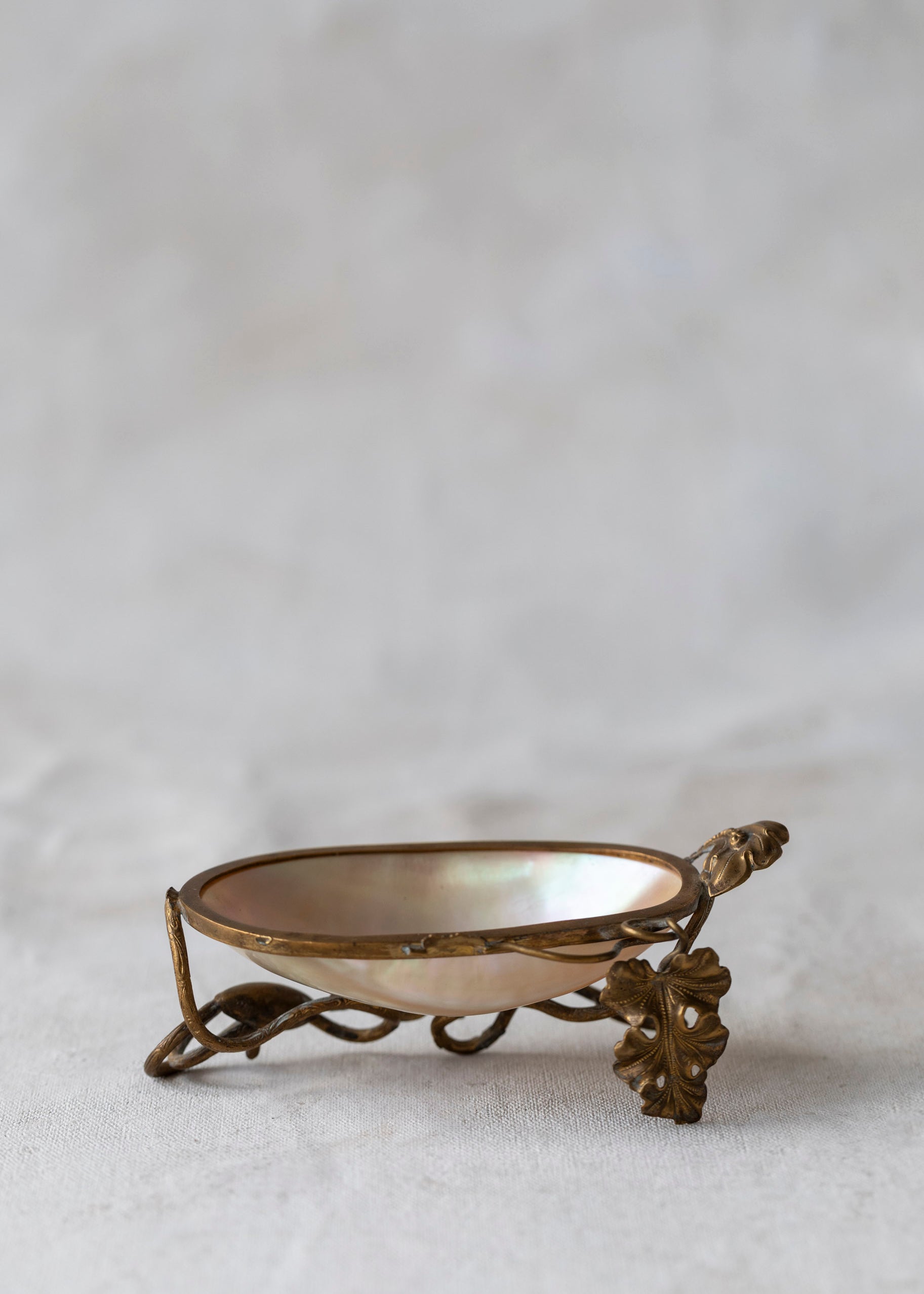 vintage_shell_footed_dish-3.jpg
