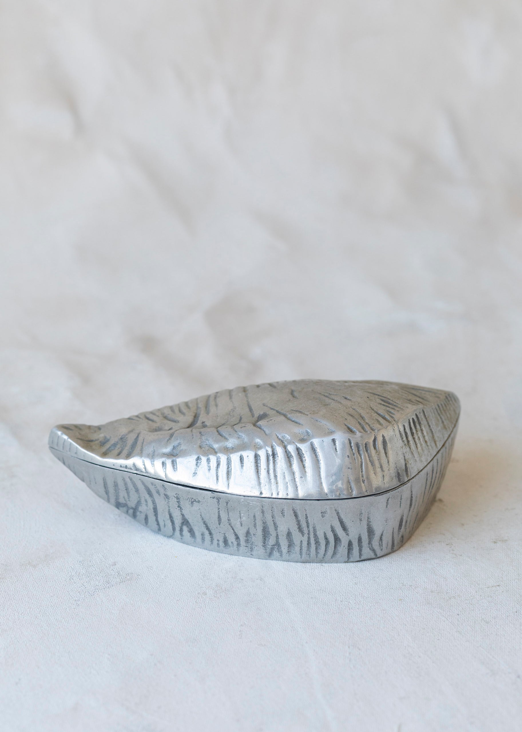 vintage_silver_cool_lidded_container-2.jpg