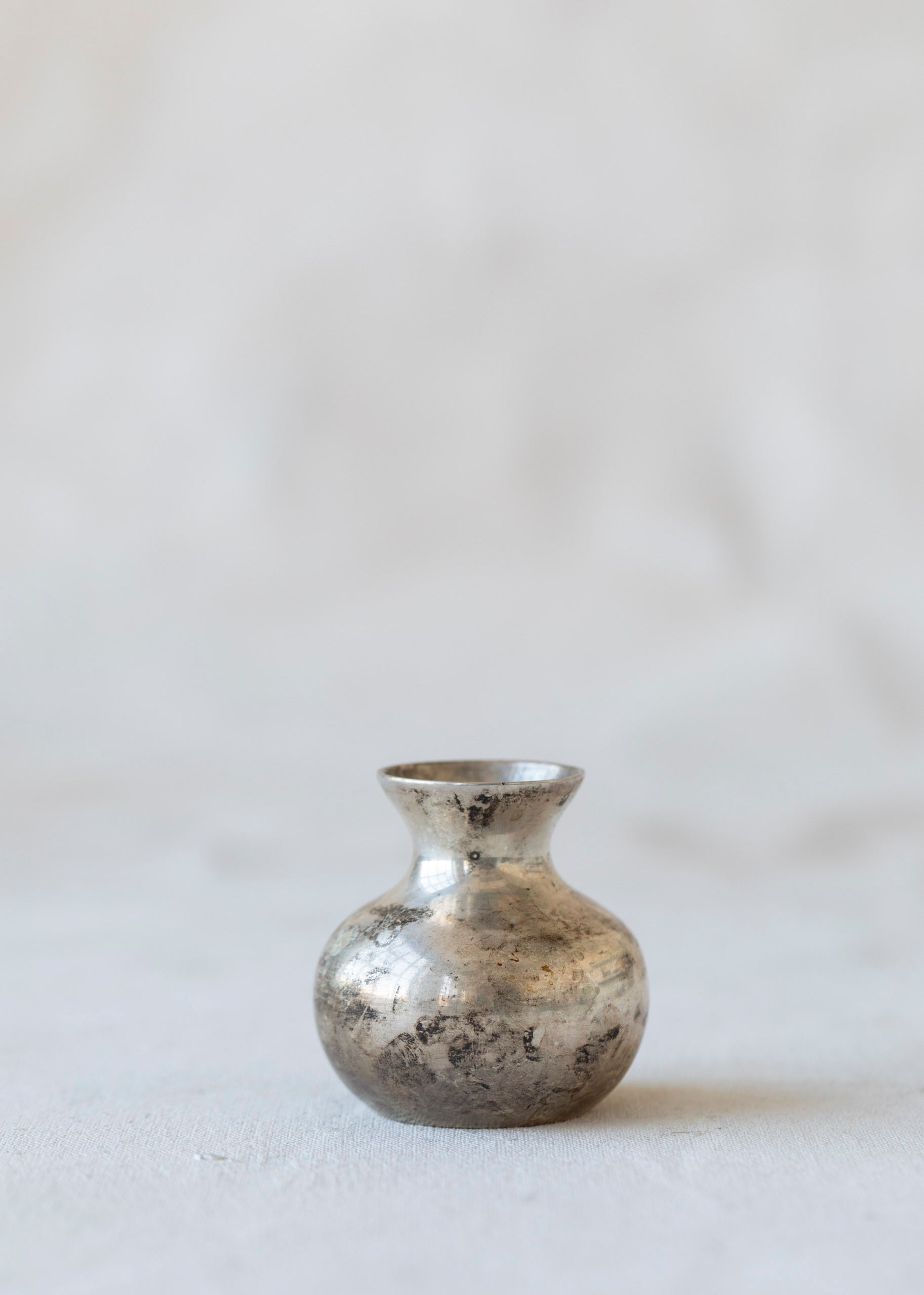 vintage_silver_pot_bud_vase.jpg