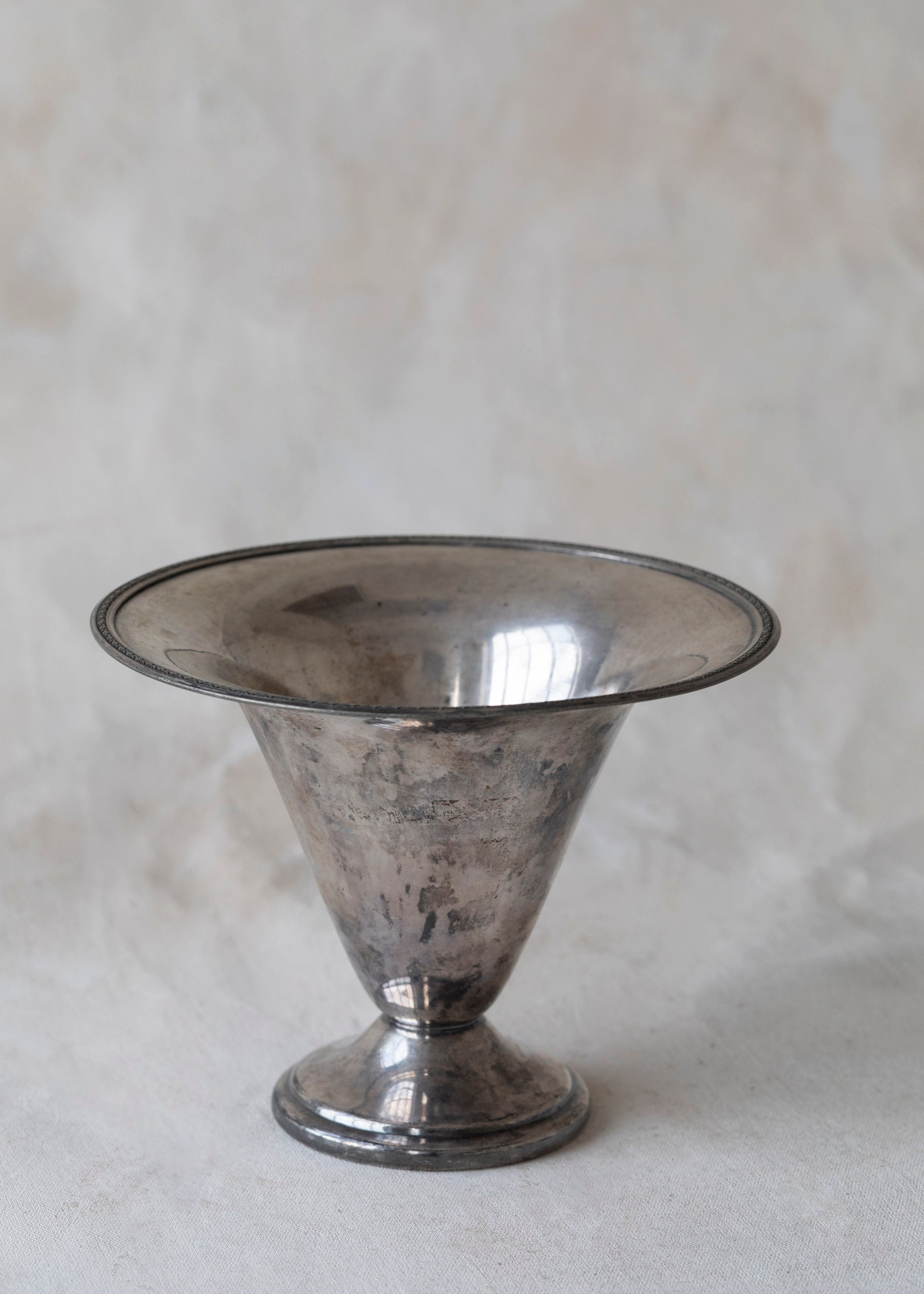 vintage_silver_trumpet_pedestal_vase-2.jpg