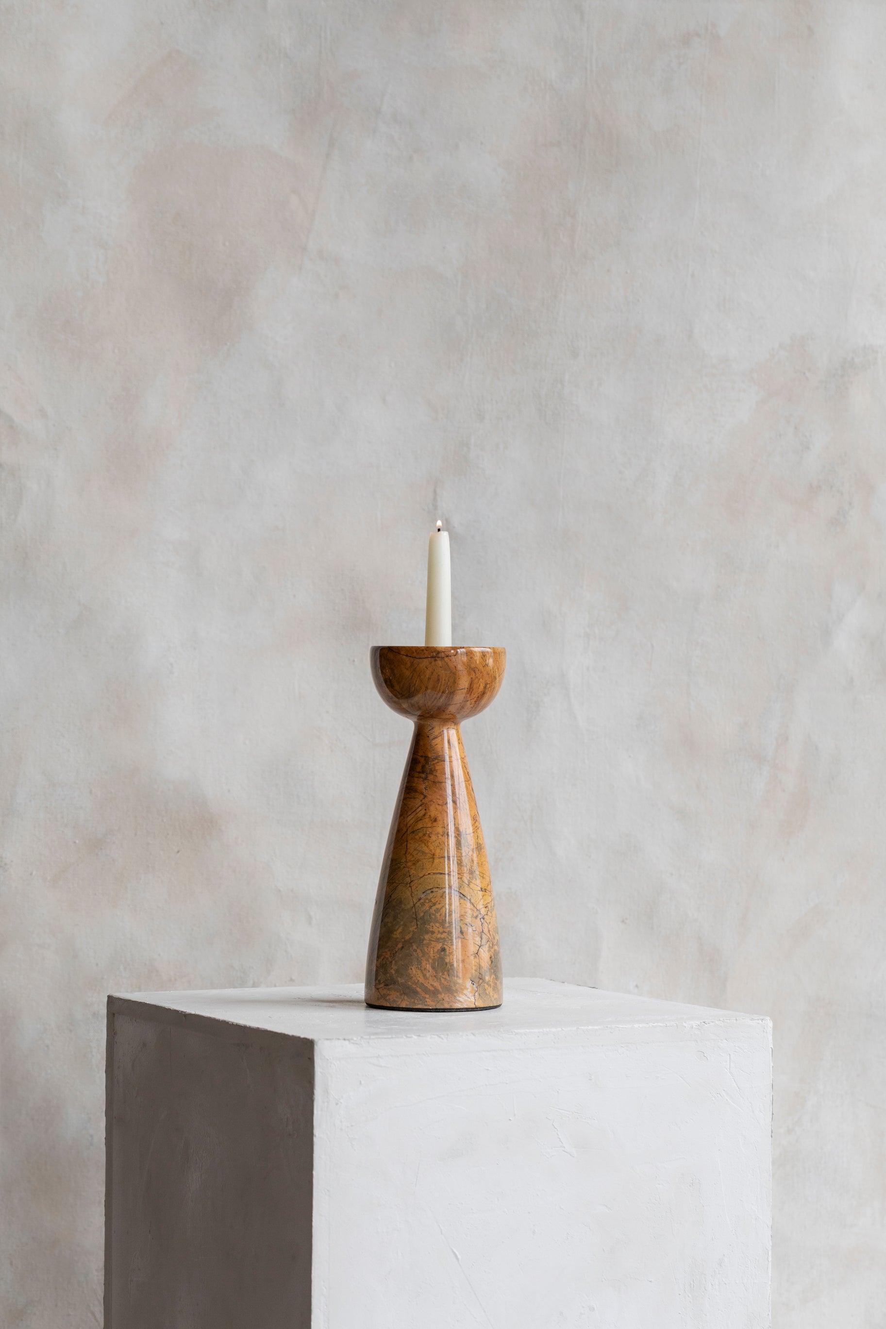 vintage_single_stone_marble_candle_holder.jpg