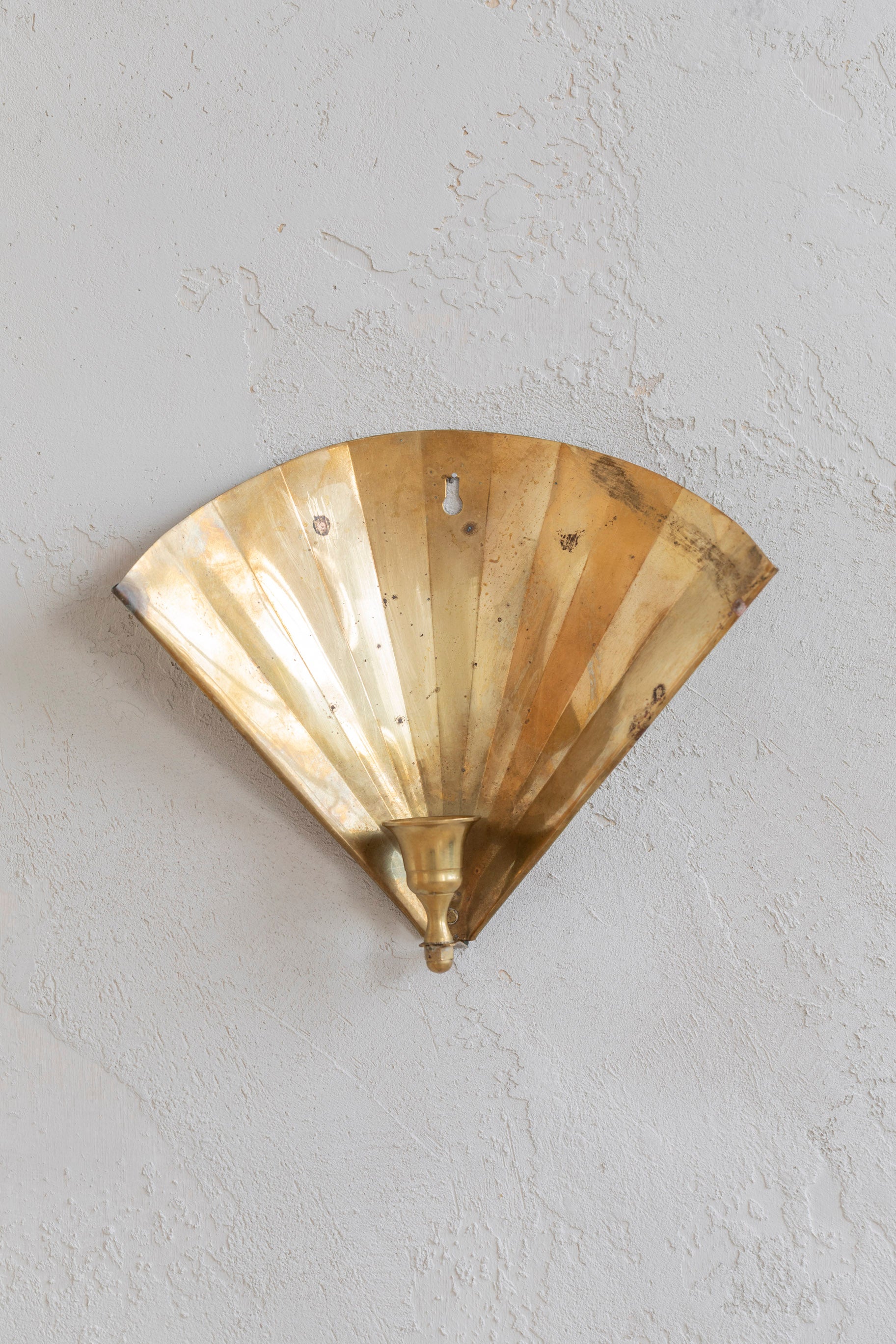 Vintage Petite Fan Candle Sconce