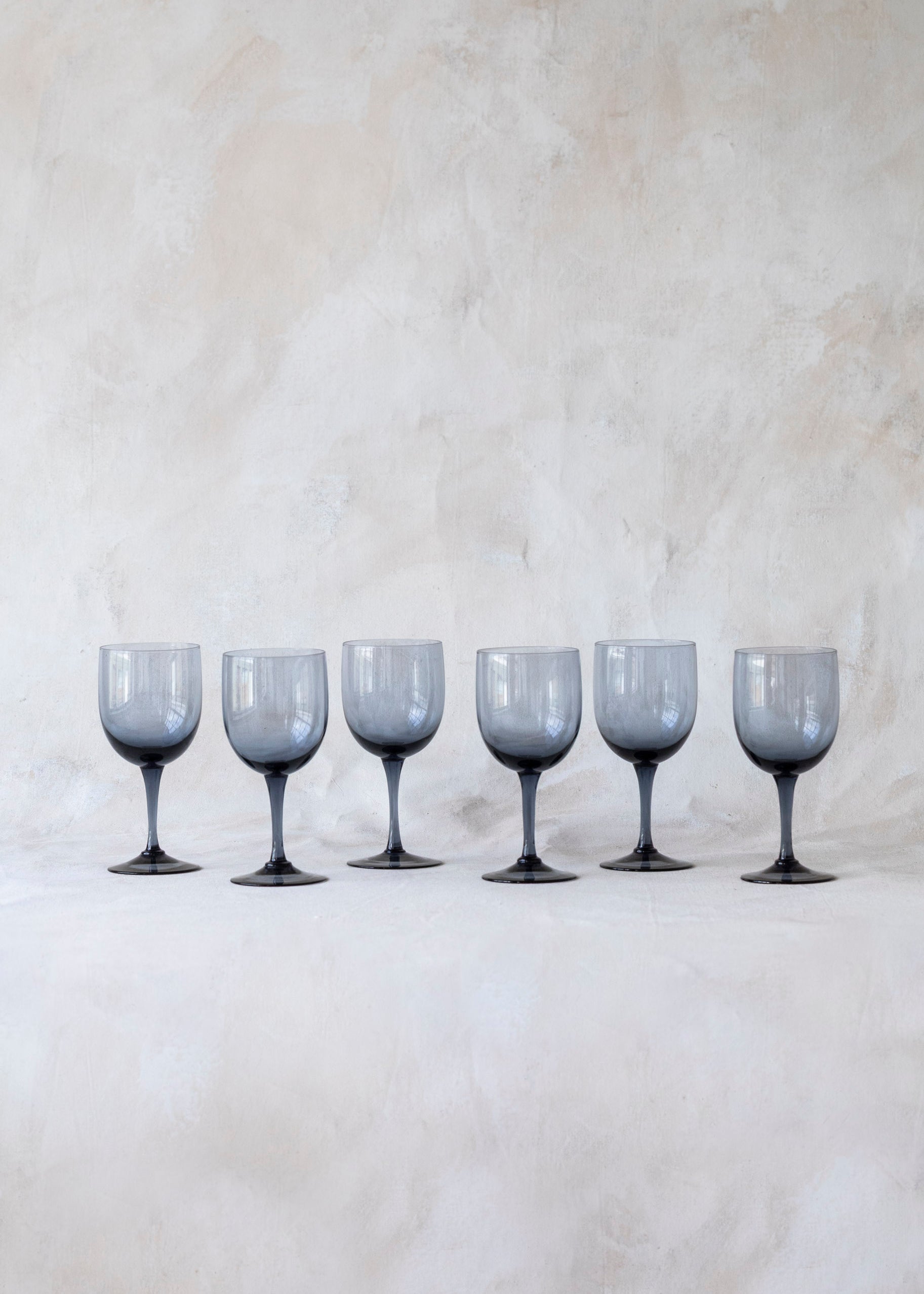vintage_smokey_blue_wine_glasses-3.jpg