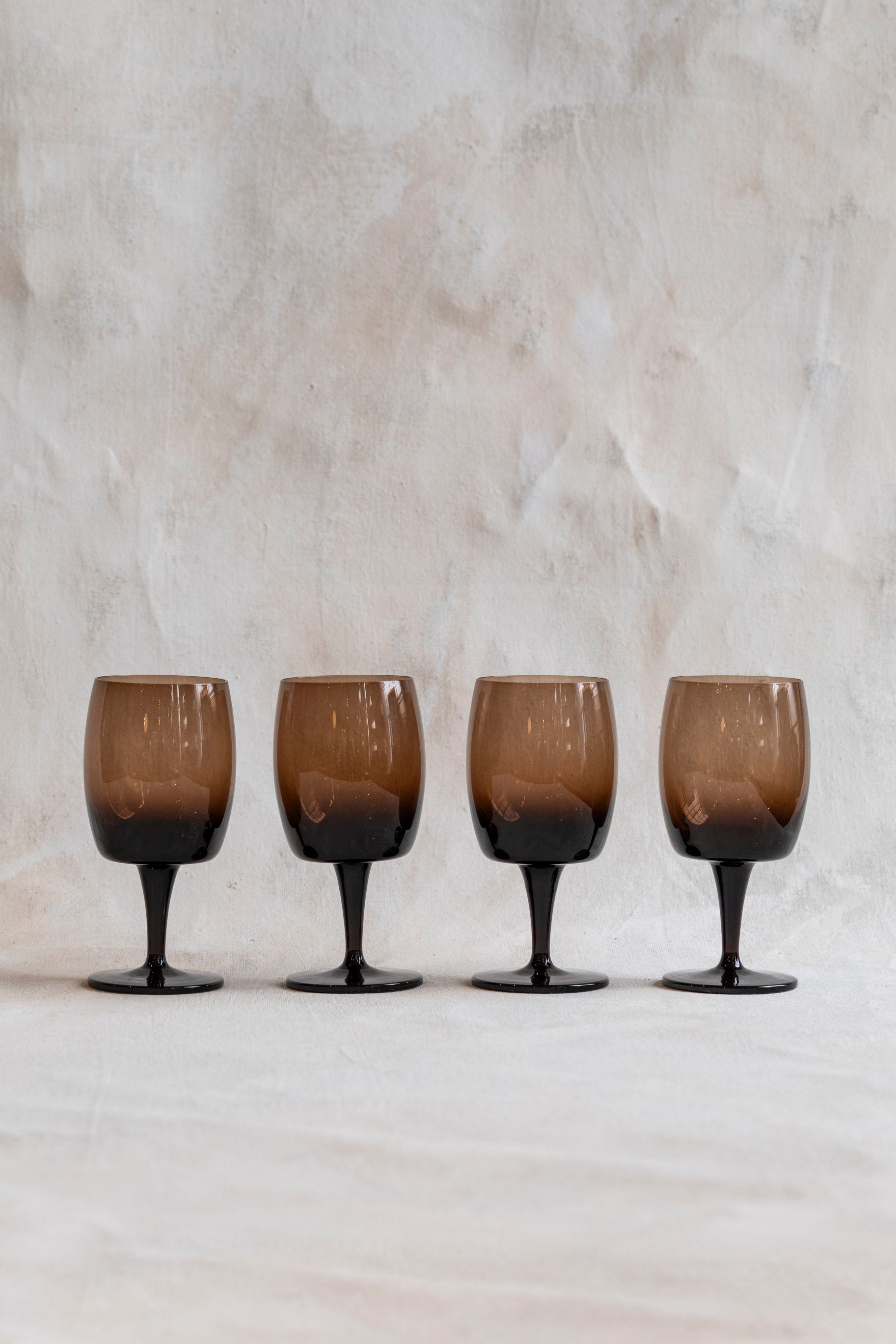 vintage_smokey_red_large_wine_glasses-2.jpg