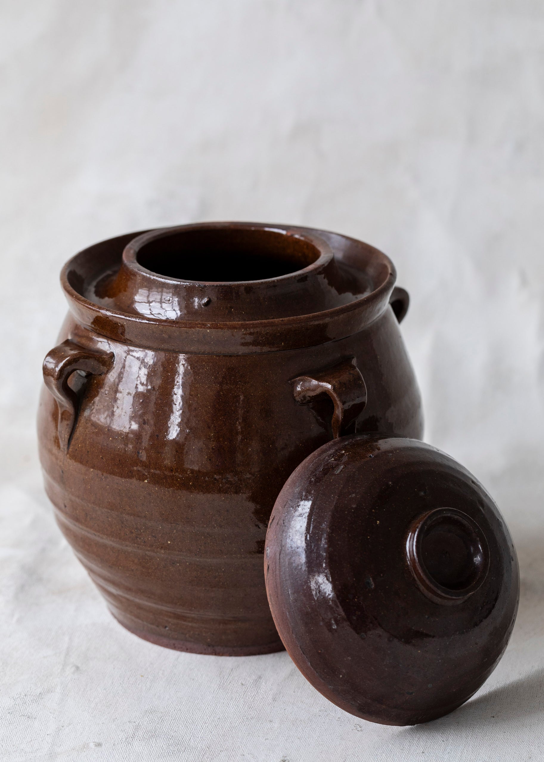 vintage_stoneware_fermentation_jar.jpg