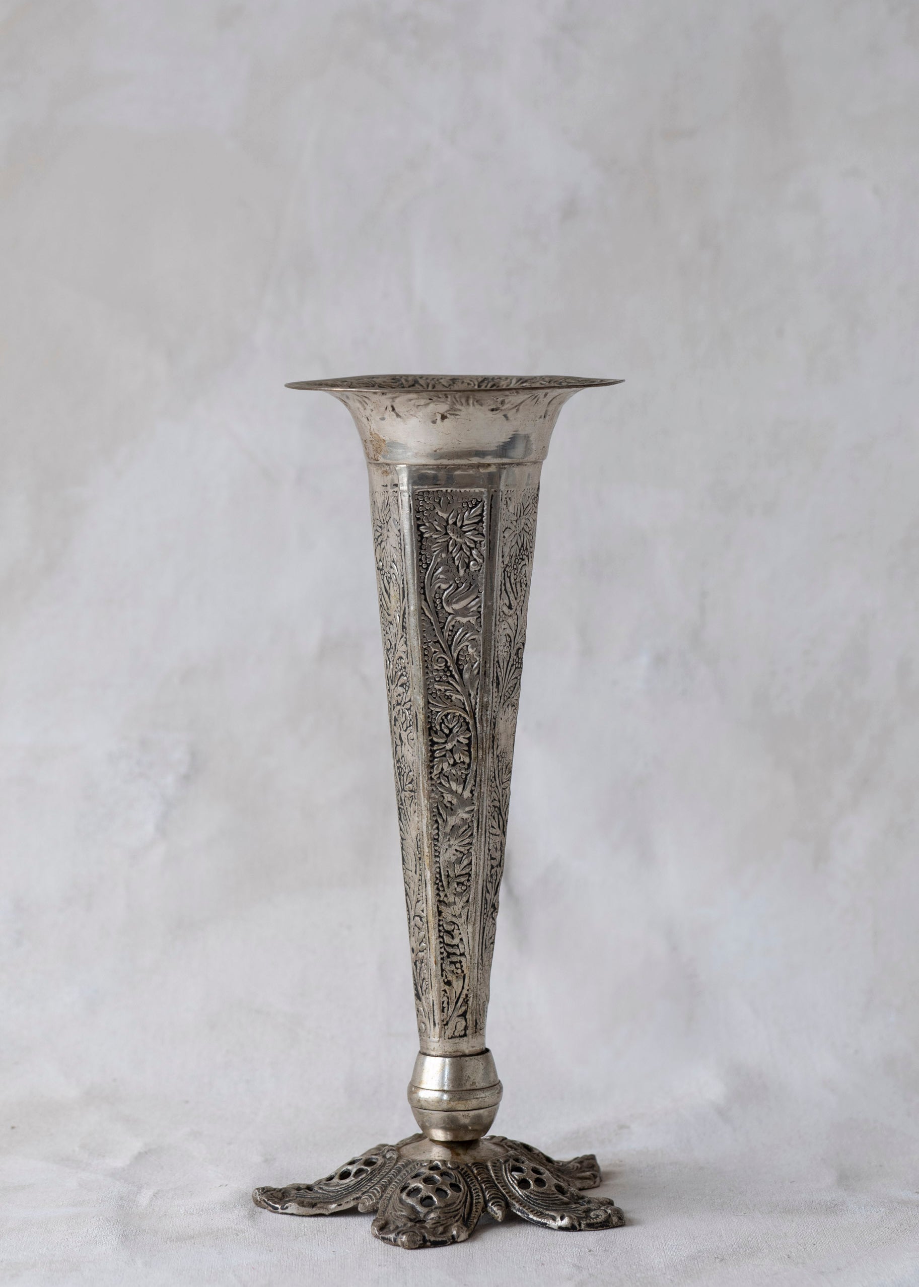 vintage_tall_silver_detailed_vase-4.jpg