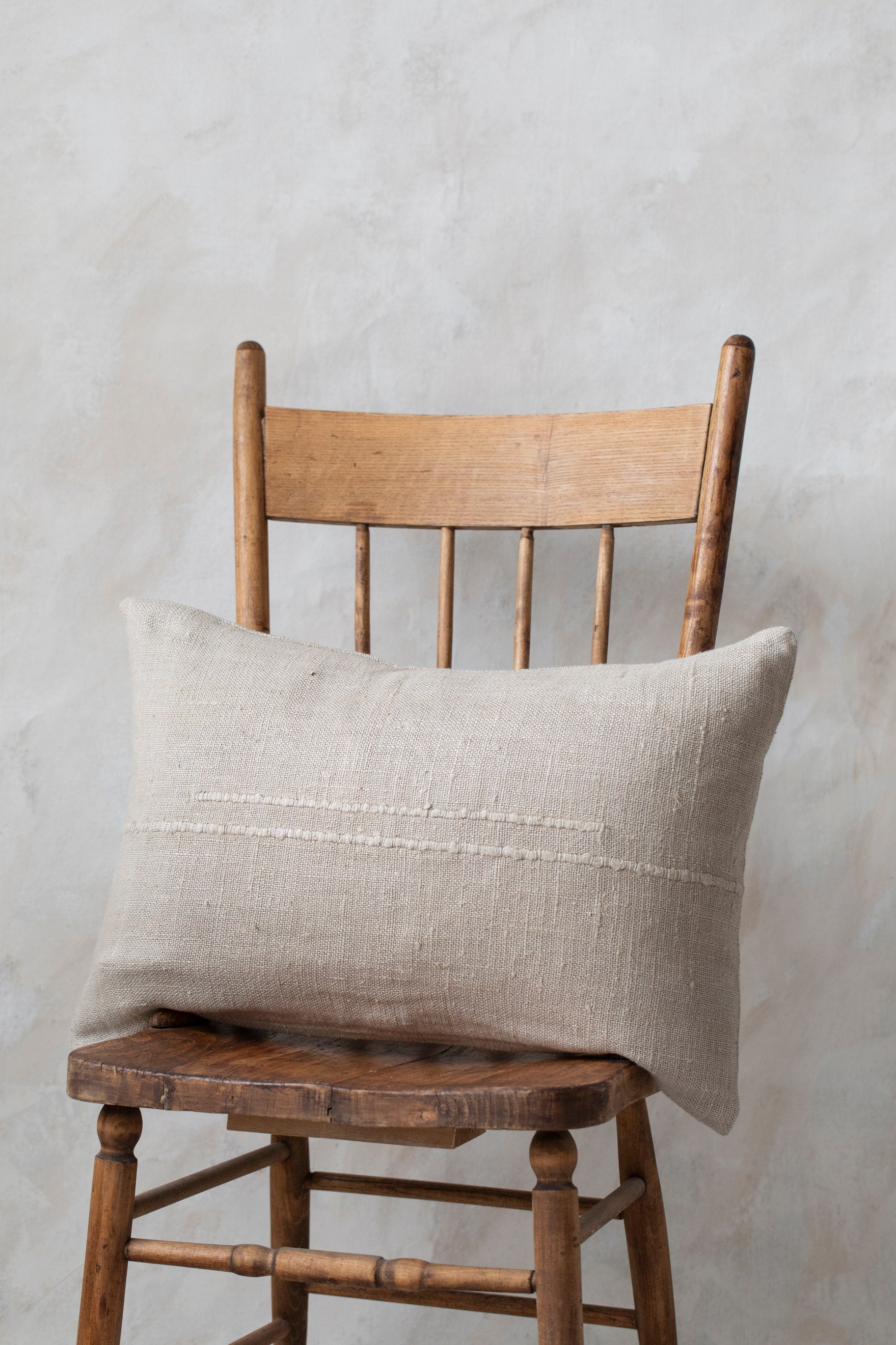 Vintage Thread Taupe Pillow Cover