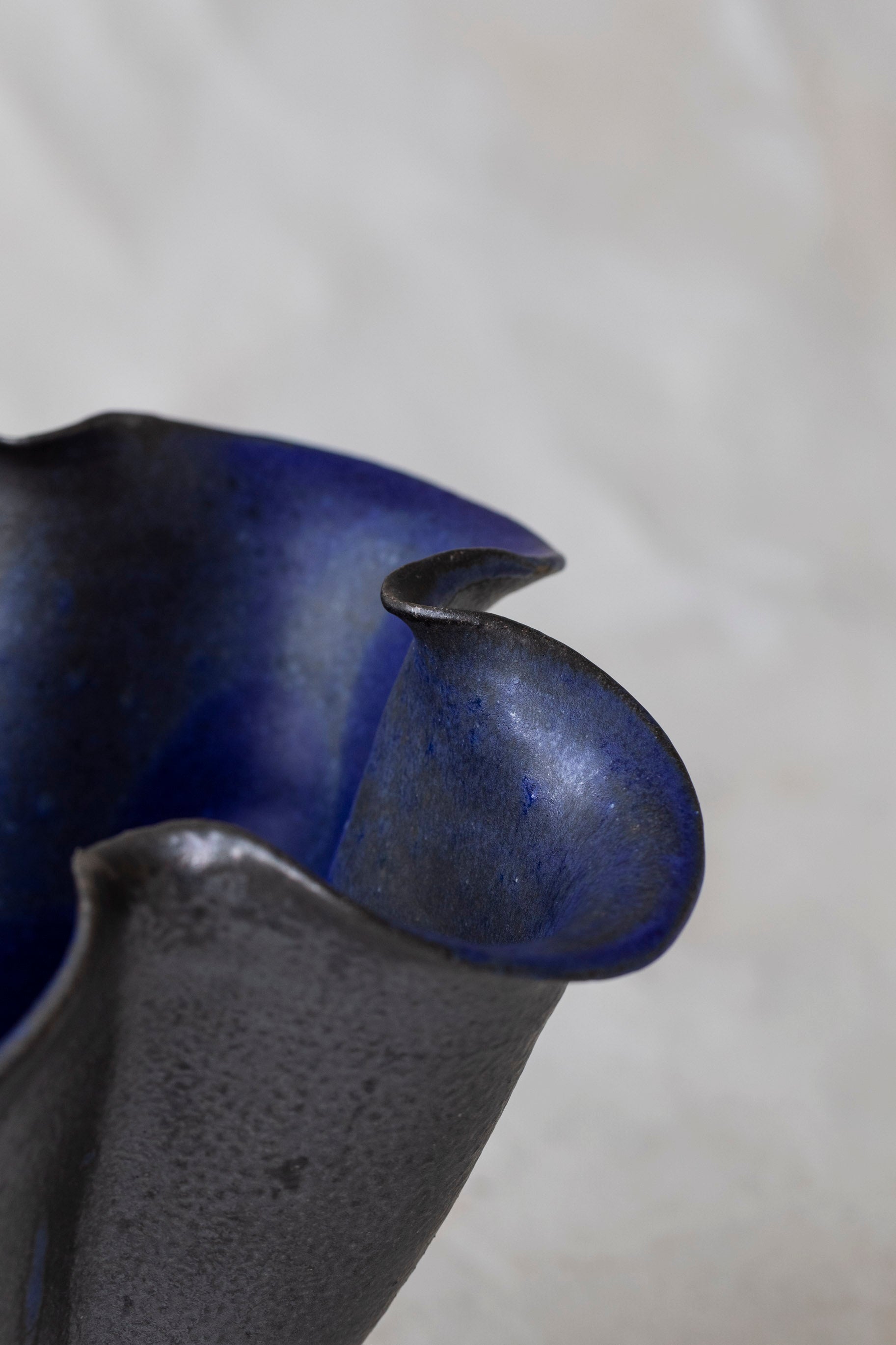 Vintage Black Wavy Pedestal Bowl