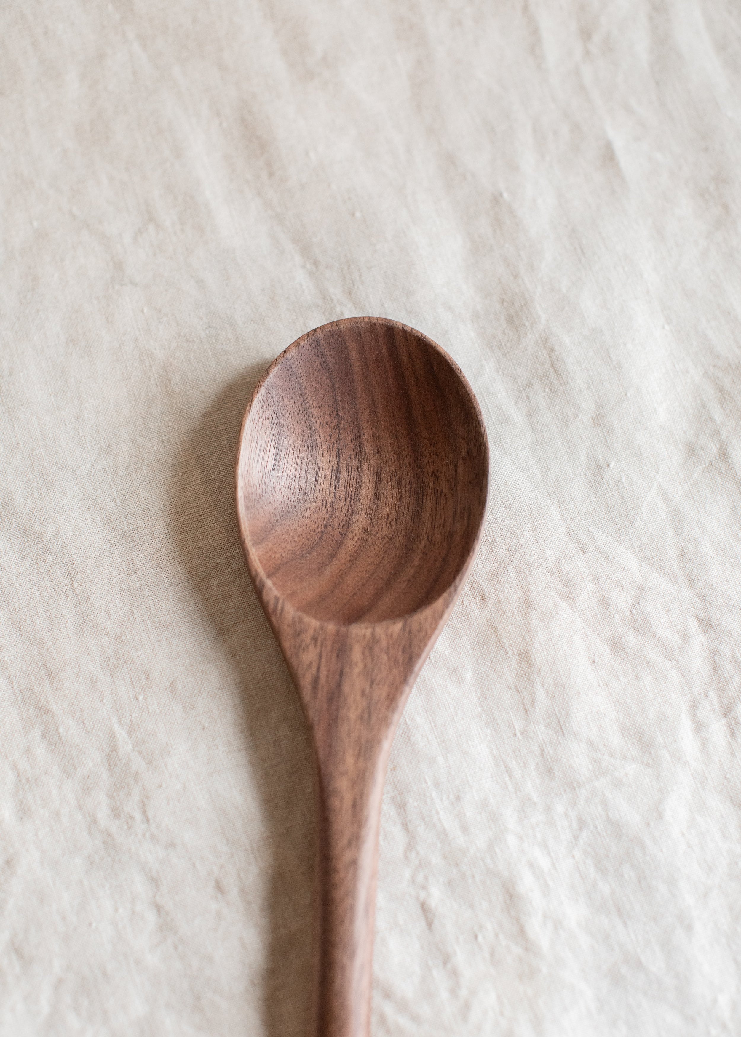 walnut_oval_spoon-2.jpg