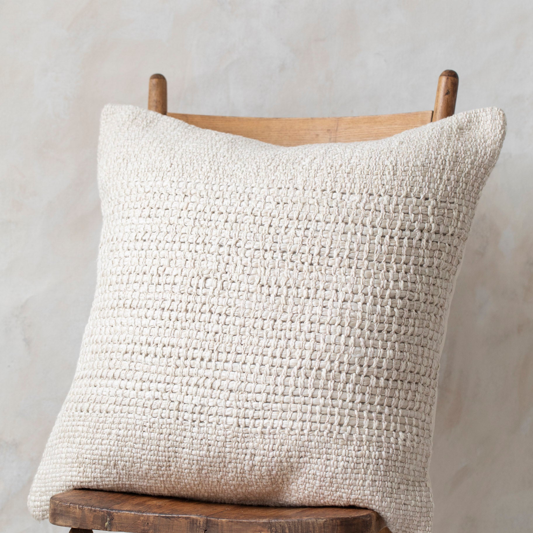 woven_naturals_pillow_mistri-2.jpg