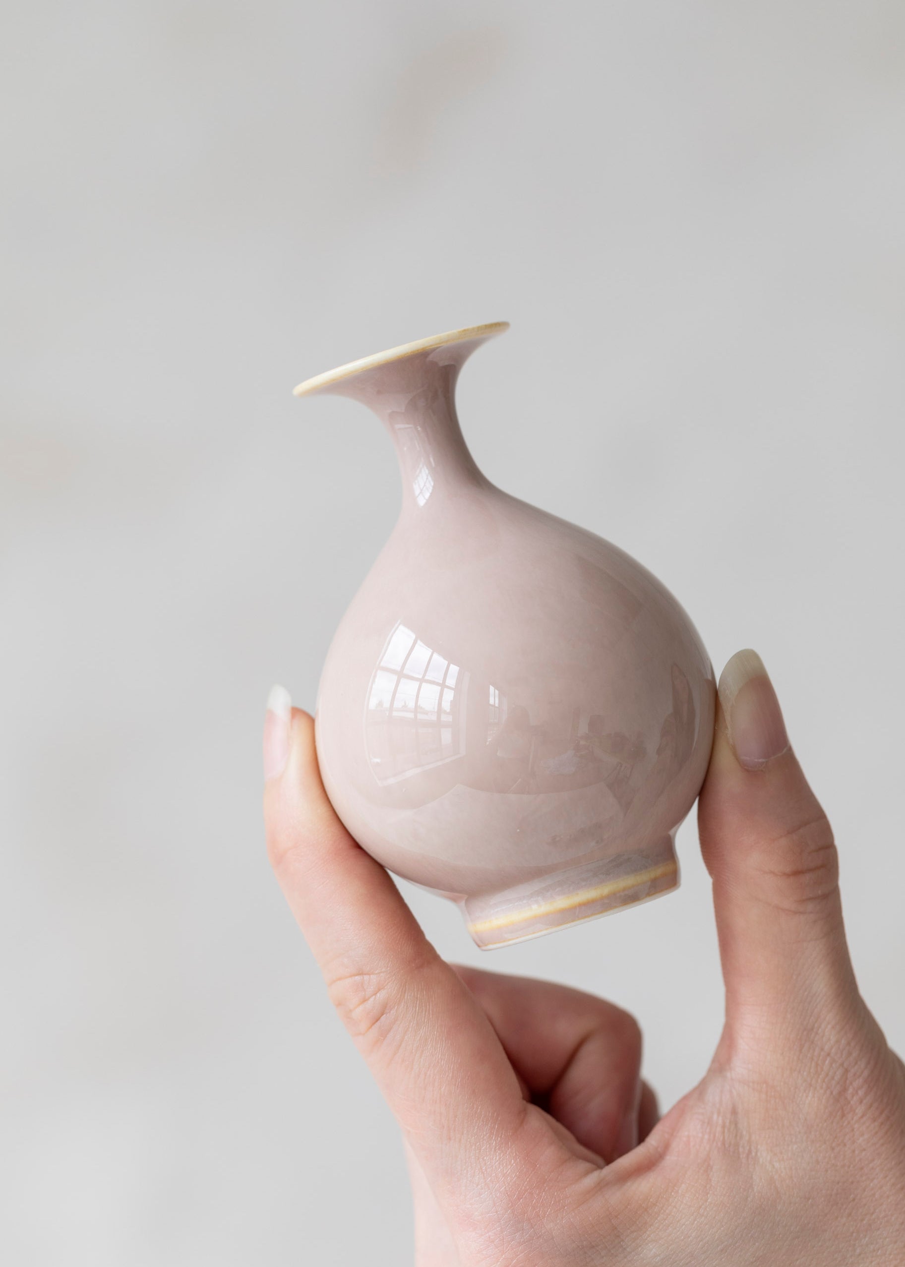 yuate_segawa_miniature_bud_vases_spring_extra_large-3.jpg