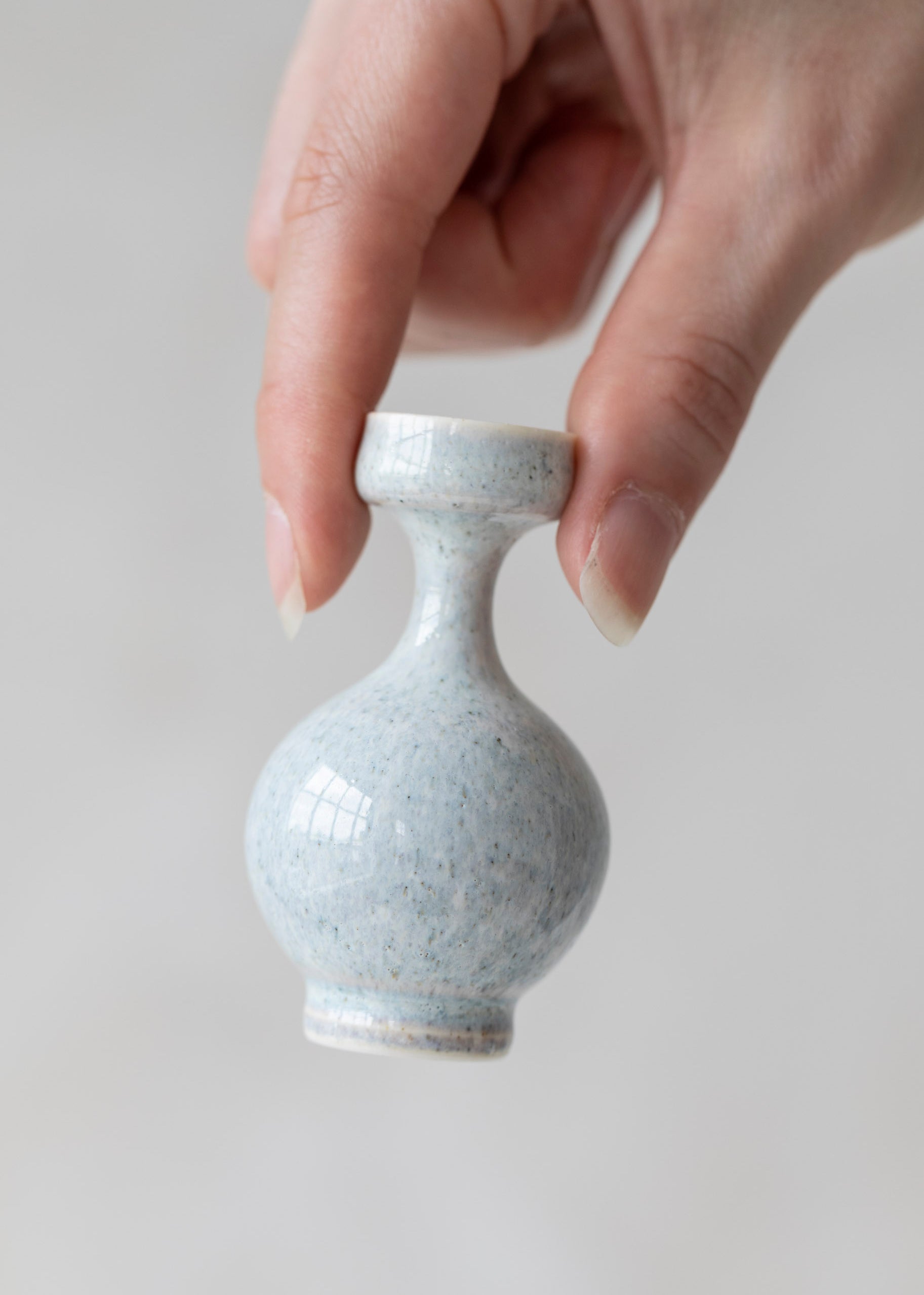 yuate_segawa_miniature_bud_vases_spring_large-10.jpg