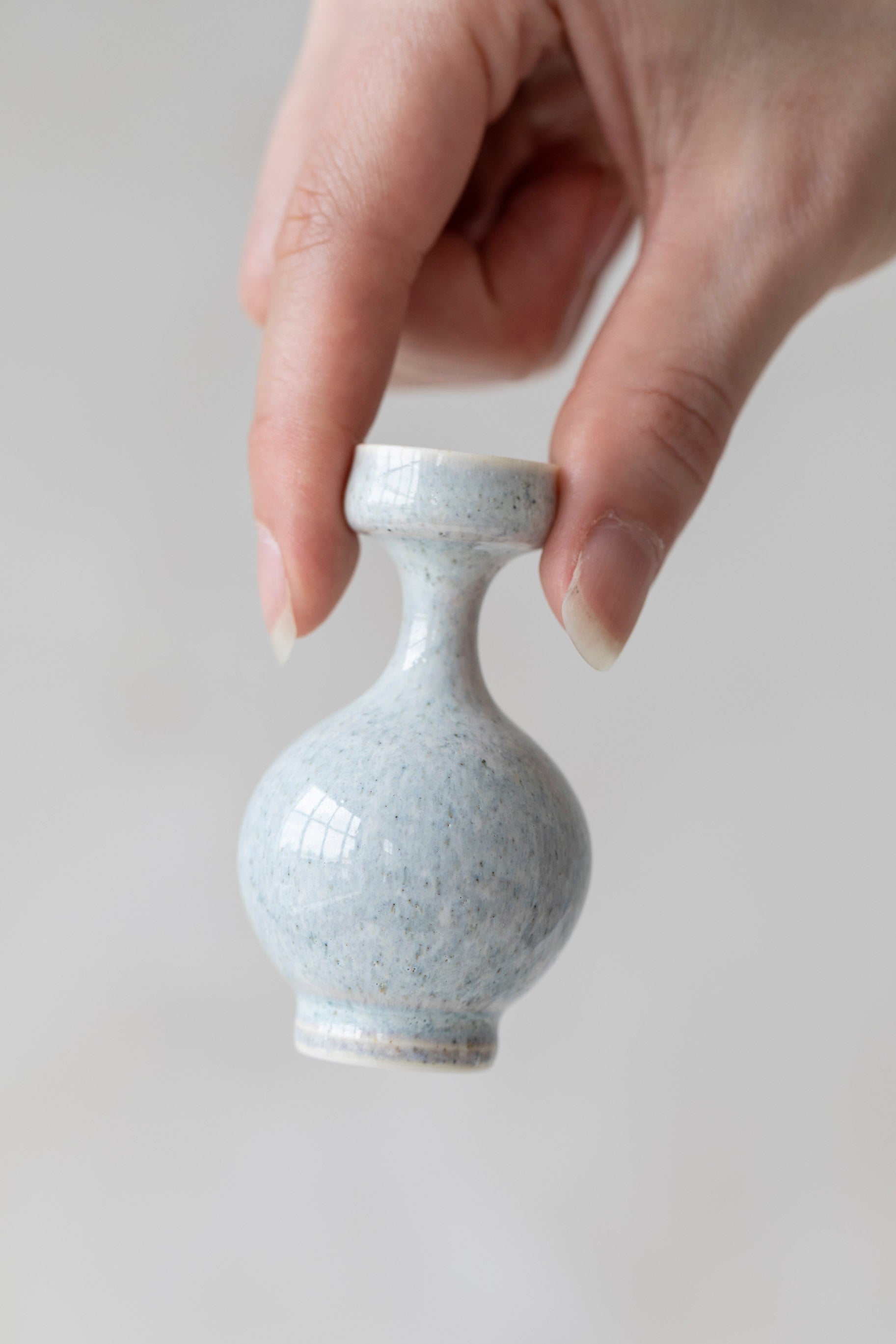 yuate_segawa_miniature_bud_vases_spring_large-10.jpg
