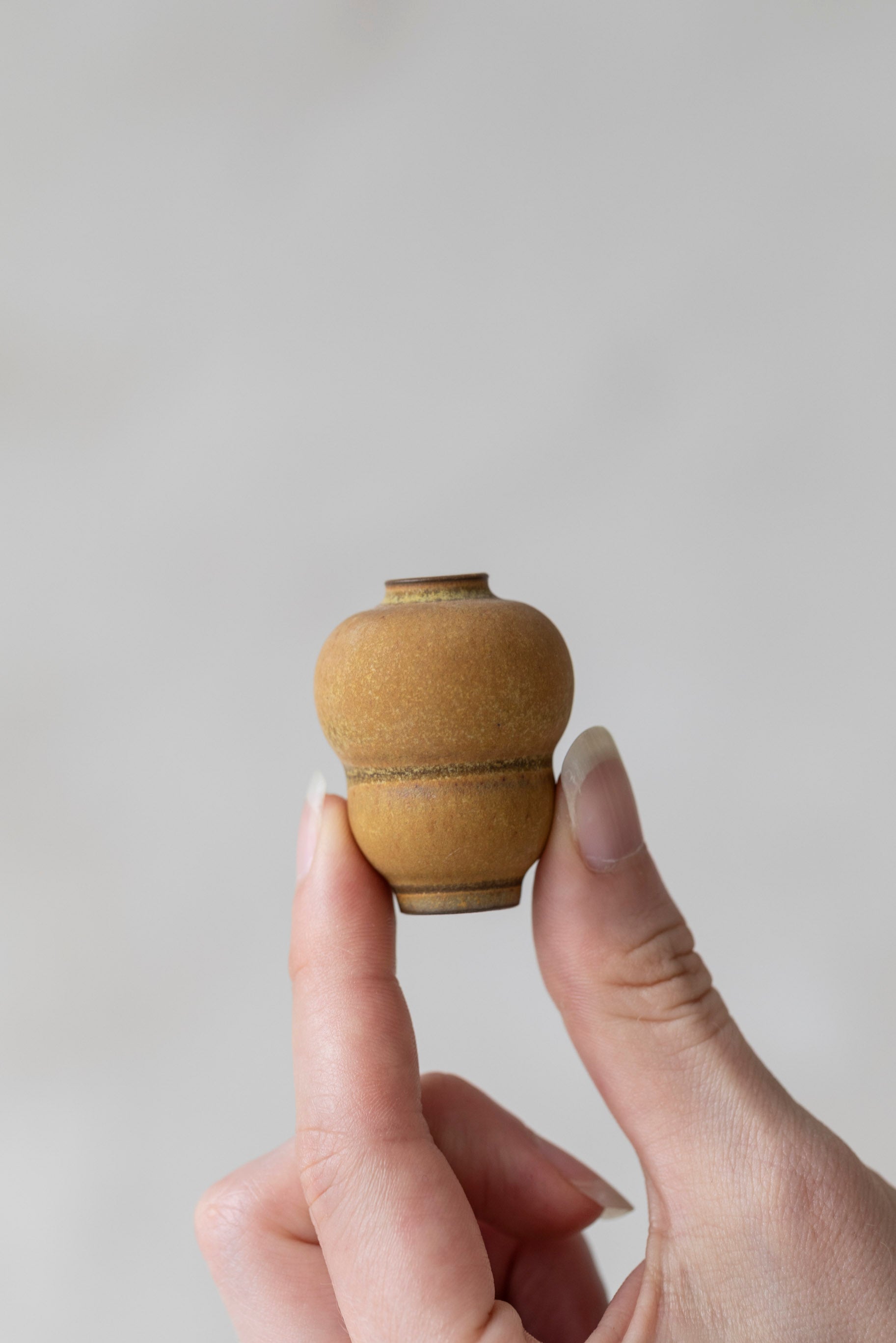 yuate_segawa_miniature_bud_vases_spring_medium-6.jpg