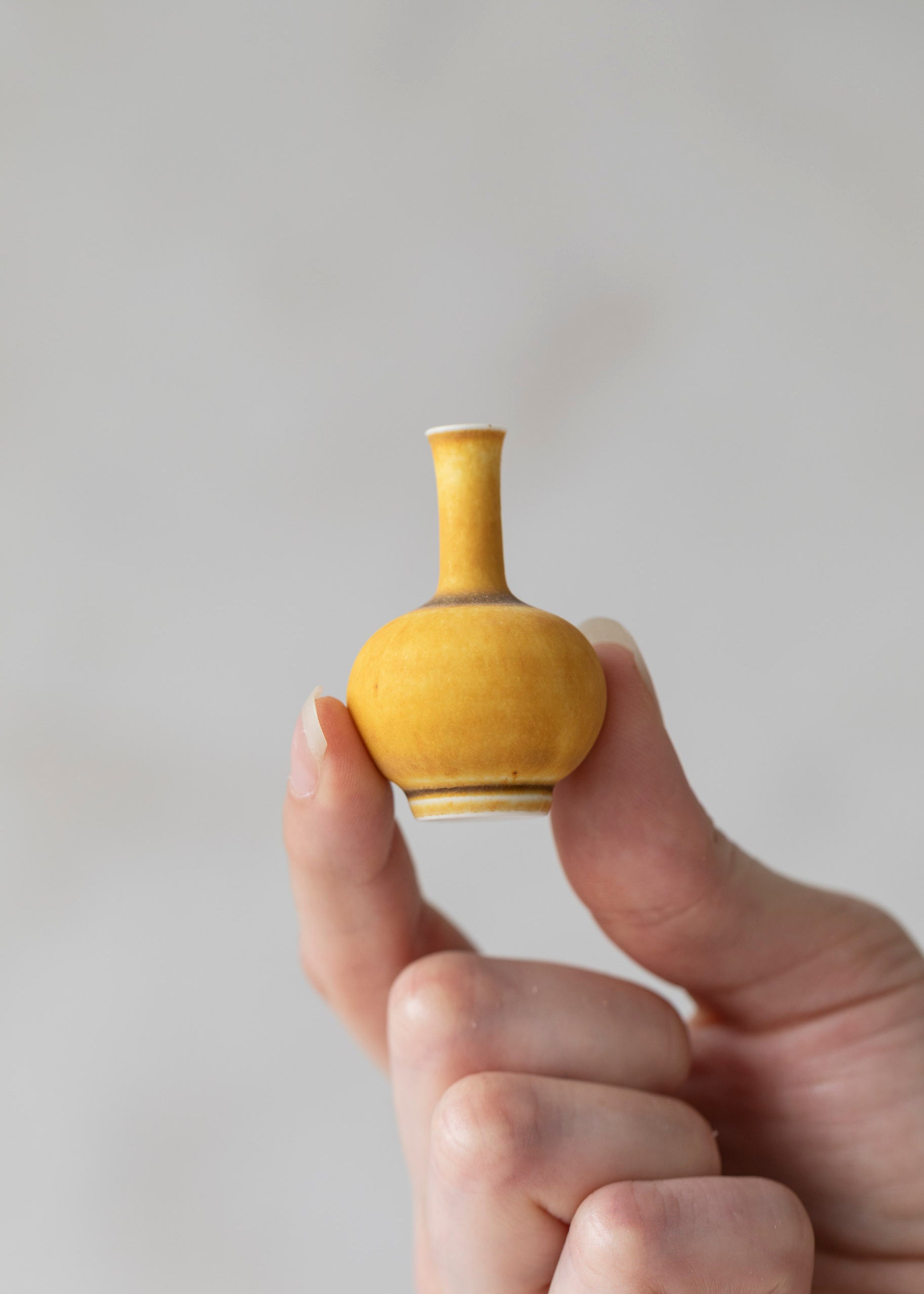 yuate_segawa_miniature_bud_vases_spring_medium-9.jpg