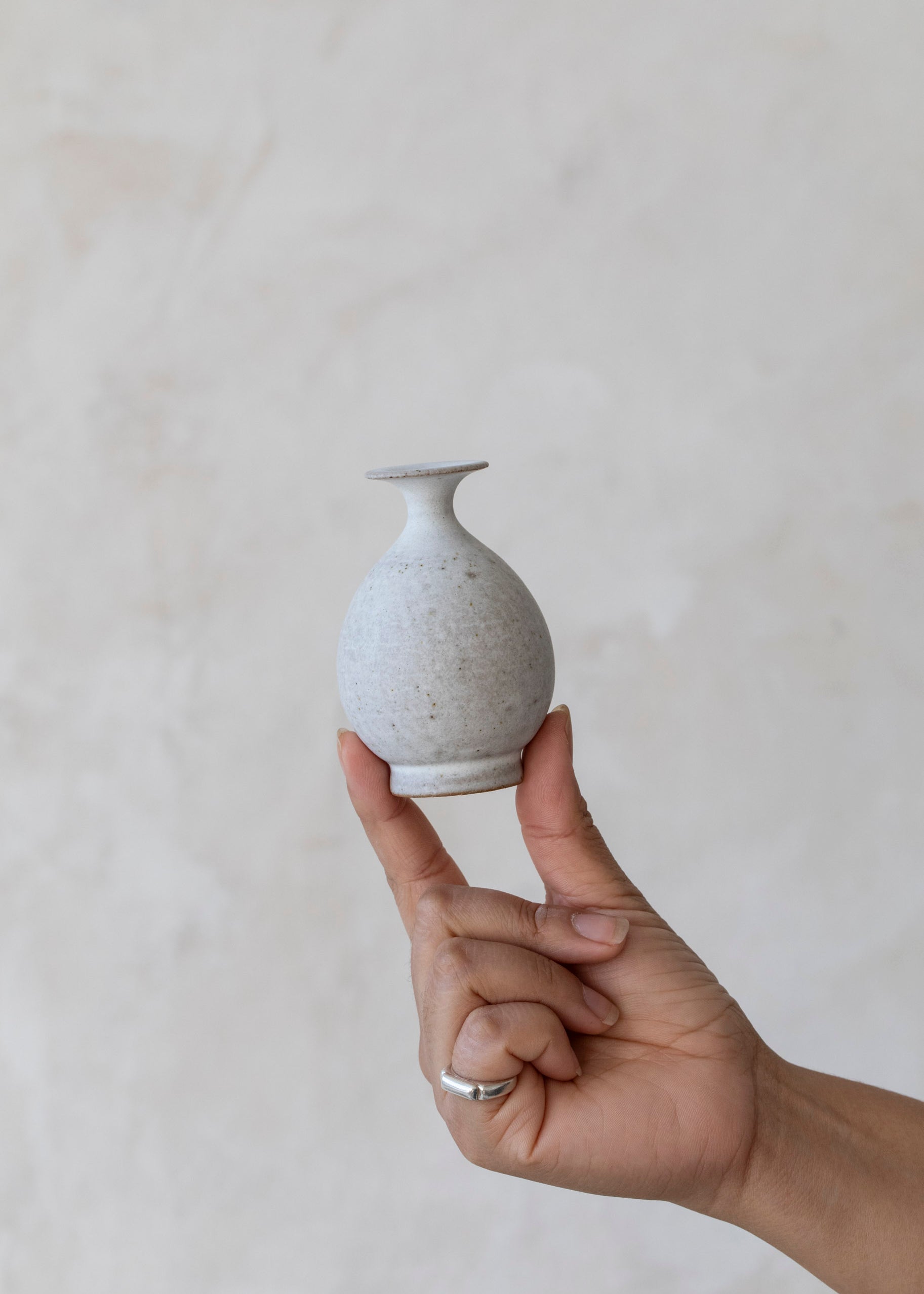 yuta-segawa-mini-vases-2.jpg