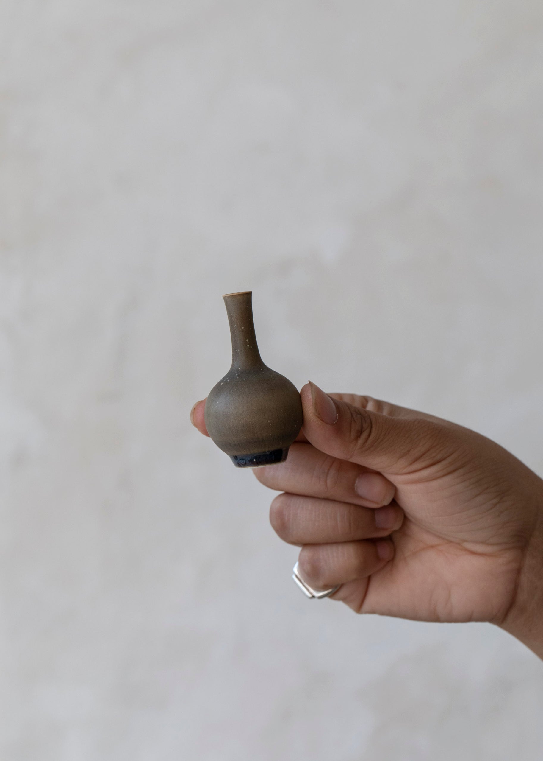 yuta-segawa-mini-vases-21.jpg